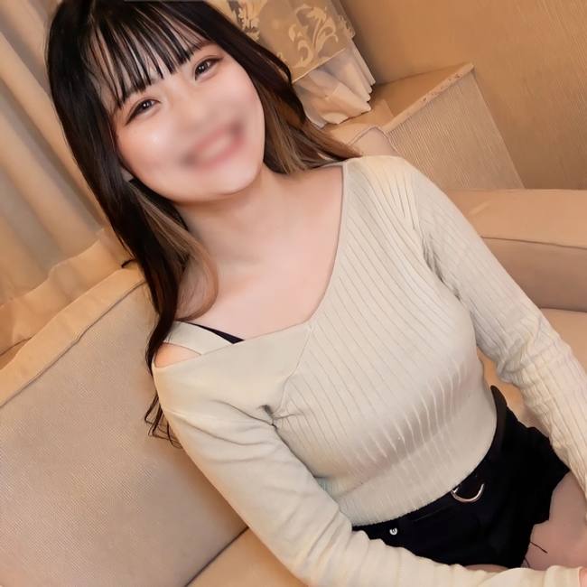 A sex video with Yumi-chan, with a cute smile like an angel! She has firm skin, marshmallow breasts, and natural bushy hair that is irresistibly erotic! A luxurious triple feature with one swallow and two creampies! Bonus high-definition version