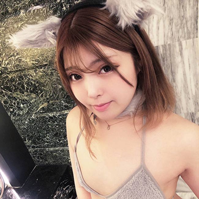 The No. 1 J● reflexology half-Japanese beauty Mai-chan in a sexy cat ear costume for raw creampie sex!!